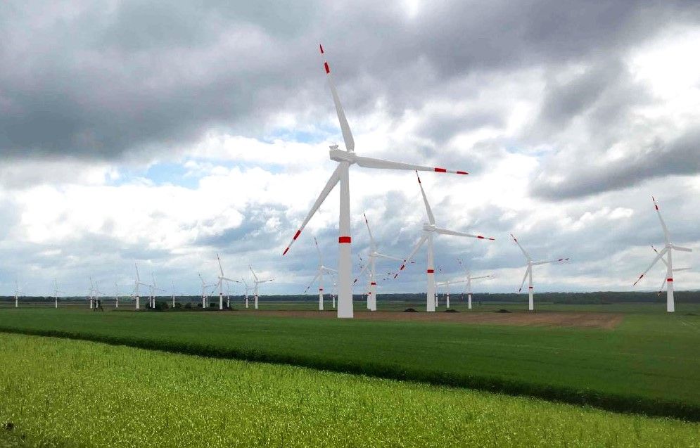 Simulation mit Windradstandorten Simulation mit Windradstandorten