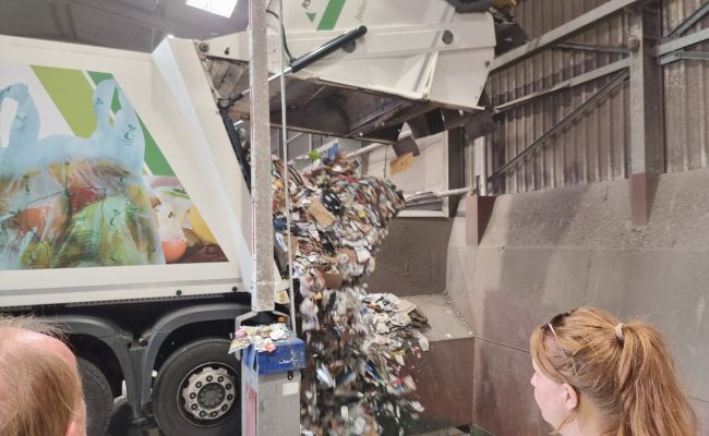 Vom Müll zum Wertstoff - LSV-Exkursion zur RSAG Vom Müll zum Wertstoff - LSV-Exkursion zur RSAG